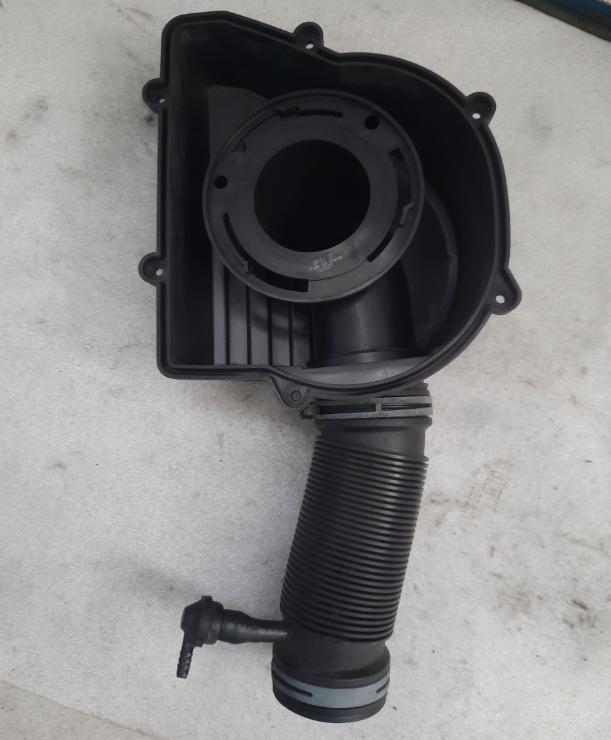 IBIZA 6J 1.4 TSI Kryt obalu filtra vzduchu