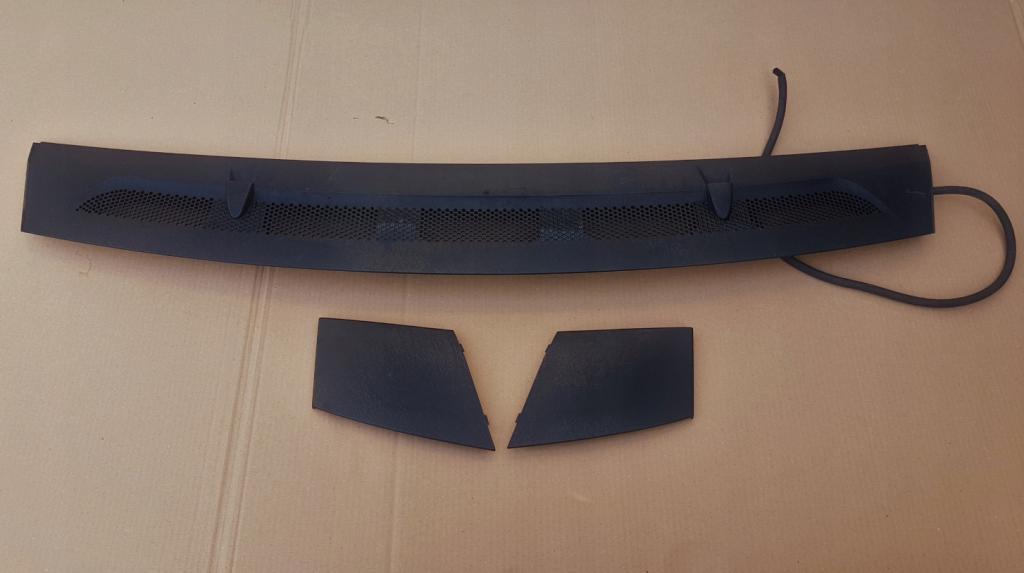 Torpédo, plast pod čelné okno komplet A-KLASA W169 04-12