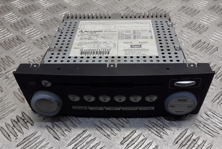 RADIO  MITSUBISHI COLT VI MZ312966 -- KOD NEMAME --