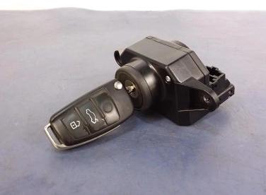 AUDI A6 C6 spinačka kľúč 4F0910131E