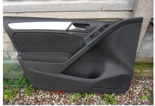 čalúnenie  - dvere ľave predné VW Golf VI 5D