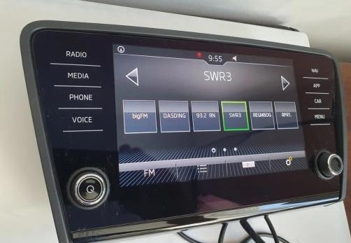 SKODA OCTAVIA III LIFT RADIO Navigácia