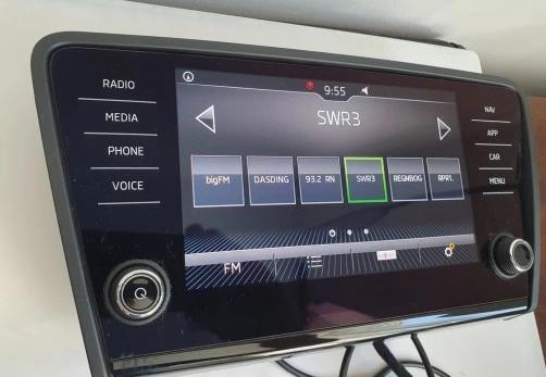 SKODA OCTAVIA III LIFT RADIO mavigace