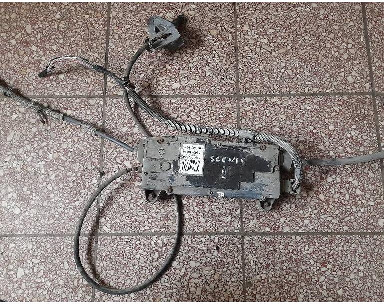 BRZDA: ručný elektrický RENAULT SCENIC II 8200418648