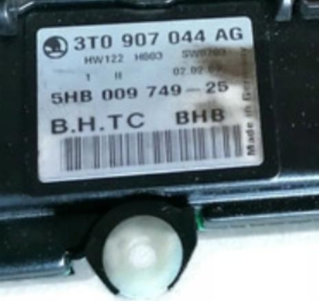 SKODA SUPERB II 09r Panel klimatizácie 3T0907044AG