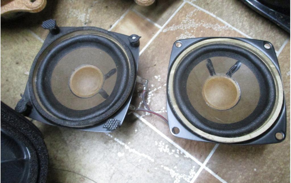 Audi A6 C6  reproduktor: BOSE -