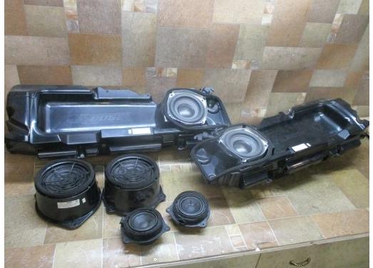 Audi A6 C6  reproduktor: BOSE -