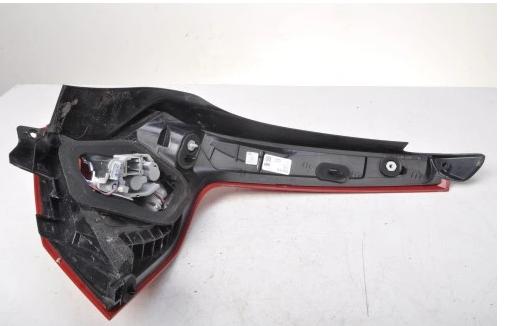 VOLVO V60 Svetlo ľavá strana zadná ľavy zad 31214963