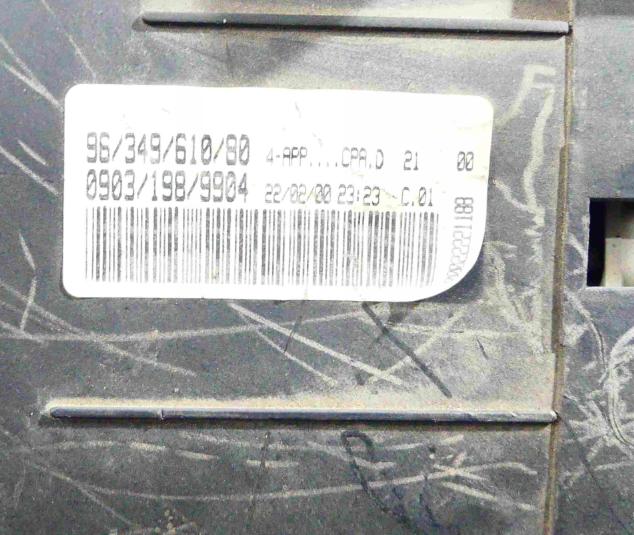 prístrojovka/ budíky Peugeot 206 9634961080 1.9d