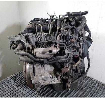 Volvo V50 D4164T motor kompletny bez turba , alternatora , klimy
