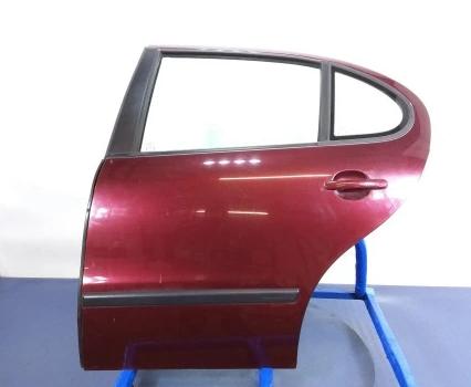 SEAT TOLEDO II Dvere zad - ľave LS3W