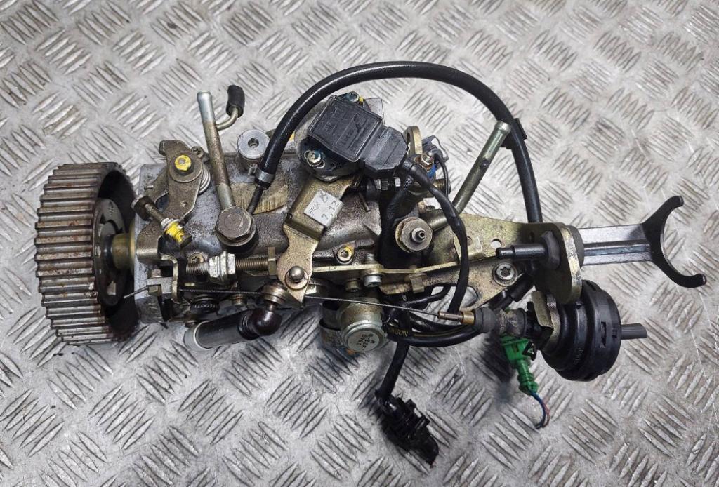 Pumpa vstrekovacia VOLVO V40 S40 I 1.9 TD R8448B261B