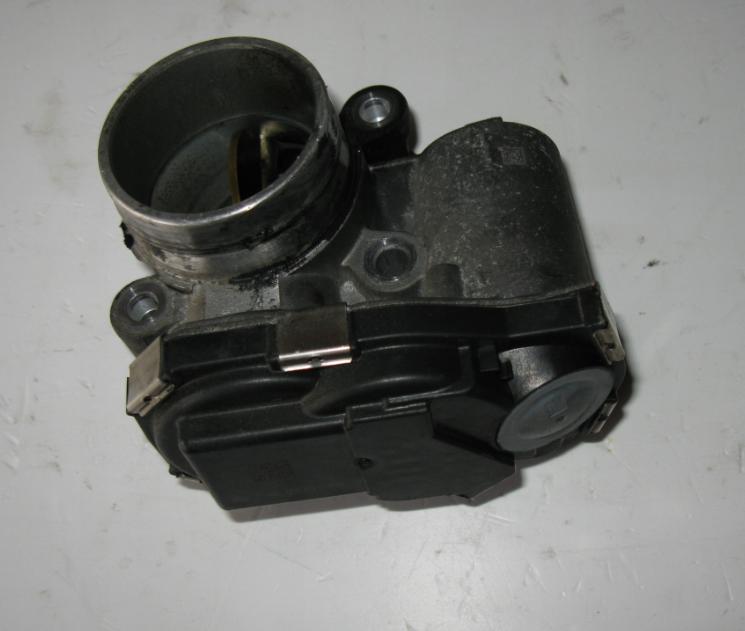 Škrtiaca klapka  OPEL ASTRA IV J 1.6 CDTI diesel