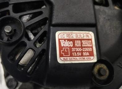 Alternátor KIA CARENS II 2.0 16V 2655023