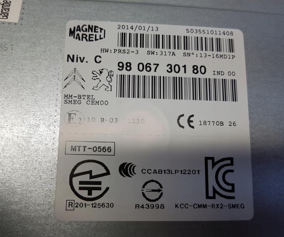 PEUGEOT 2008 Radio rádio 9806730180 -- KOD NEMAME--