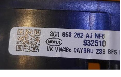 PASSAT B8 Lišta kryt dosky 3G1853261H