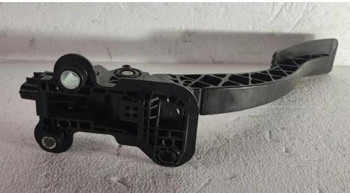 pedal Potenciometer plynového pedálu FREEMONT: CALIBER 04891585 AC