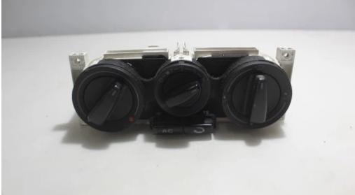 Panel ovládania kúrenia SKODA OCTAVIA I