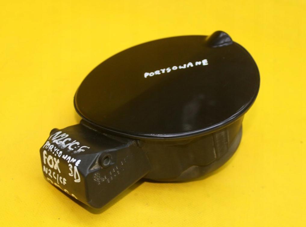 Dvierka nádrže paliva VW FOX   3D