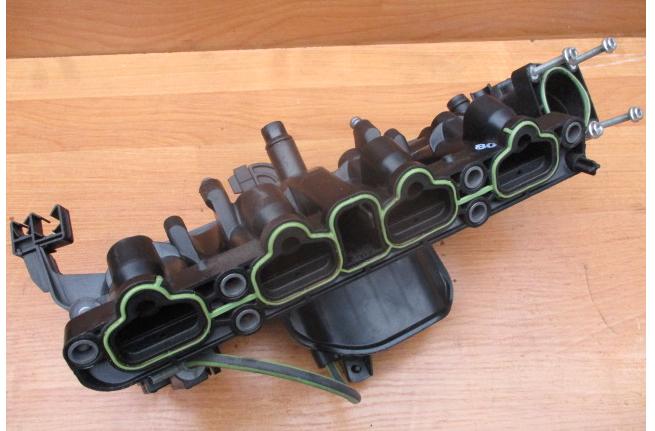 OPEL ASTRA J 1.4 Turbo potrubí sání 55573170