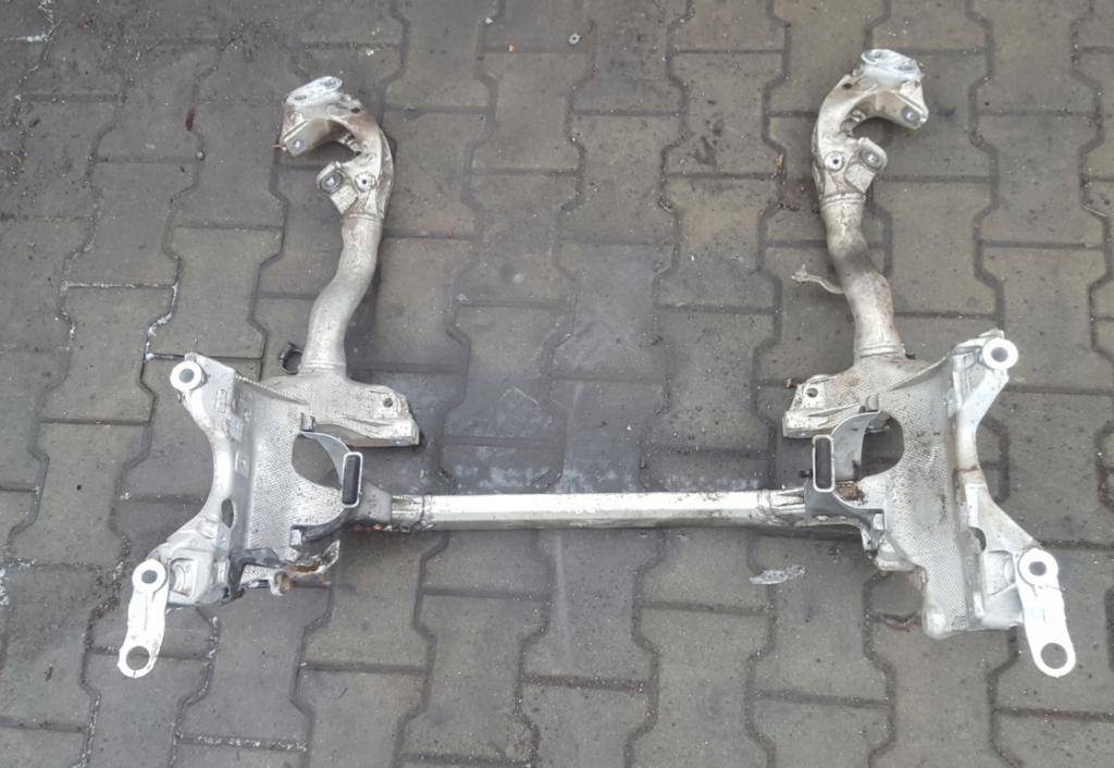 AUDI A4 B8 08-11 2.0 TDI -Výstuha pod Motor  8T0399315H