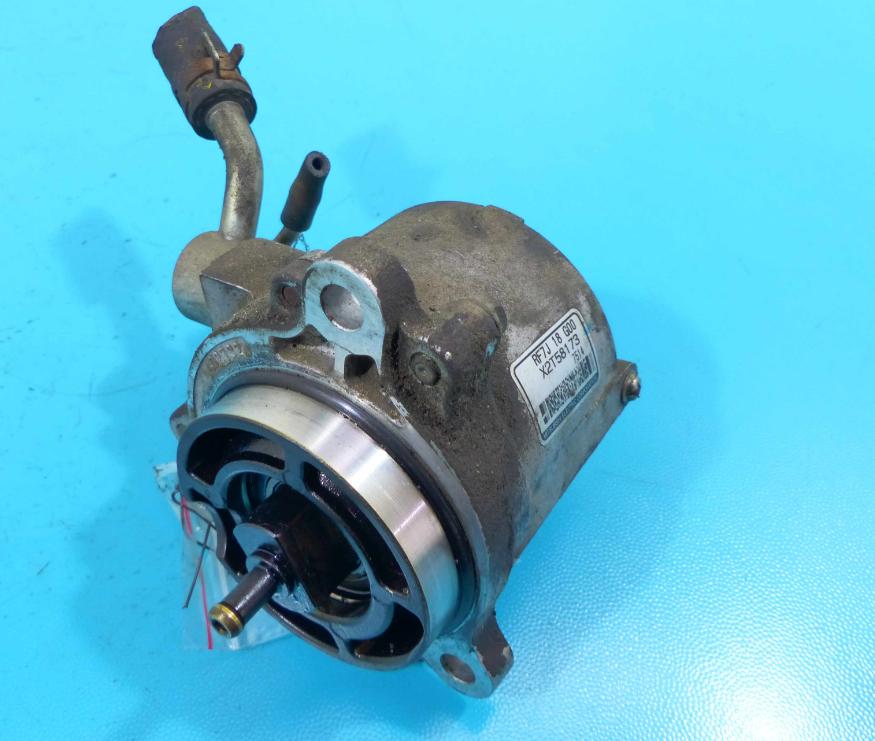 čerpadlo rotačný Mazda 6 GG  RF7J18G00 2.0 citd