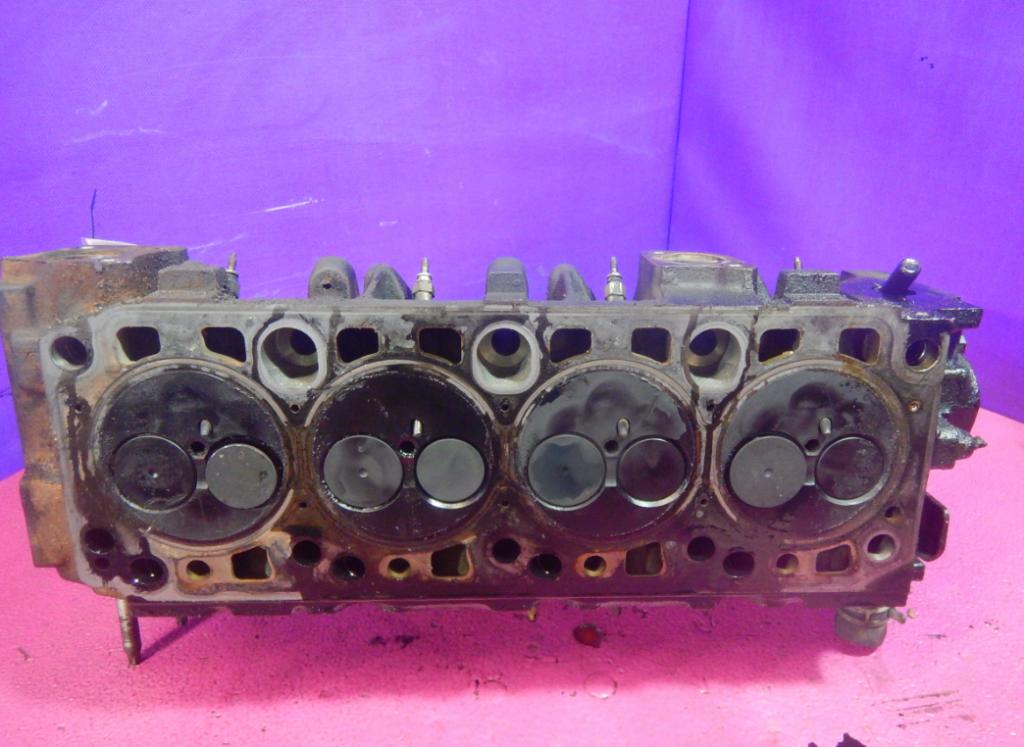 FOCUS MK1 1.8 TDCI 8V Hlava valcov Kryt 1S4Q6090CB