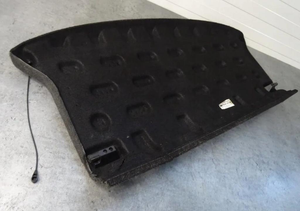 Pláto kufra SEAT IBIZA III 6L