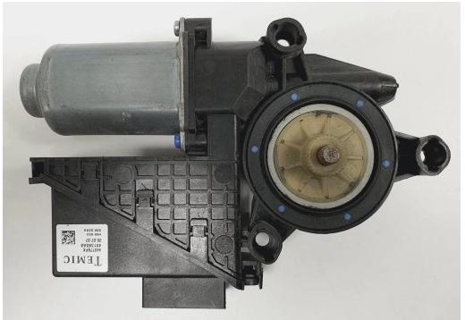 Motorček okna ľavy predný SKODA FABIA 6Y1959801