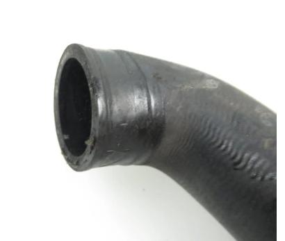 Rúra intercoolera VW PASSAT B5 1.9 TDI 8D0145828L