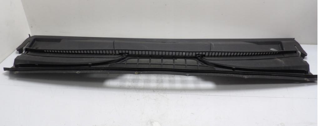 torpédo plast pod čelní okno plastové VITO VIANO W639 A6398840074
