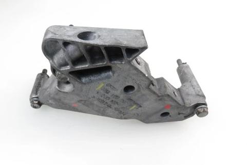 Držiak Motor VW PASSAT B6 1.9 TDI 03G199207F