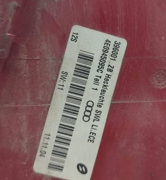 Svetlo zad ľavá strana AUDI A8 D3 4E0945095C
