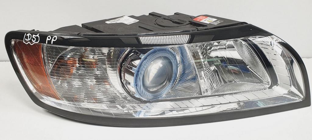 Svetlo pravá predný XENON VOLVO V50 S40 II Európa