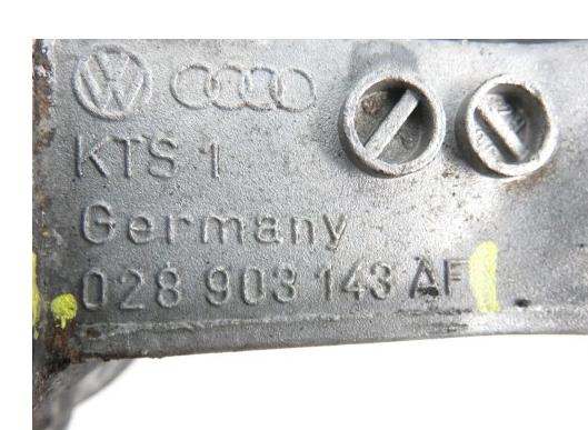 Držiak alternátora AUDI A4 B5 1.9 TDI 028903143AF