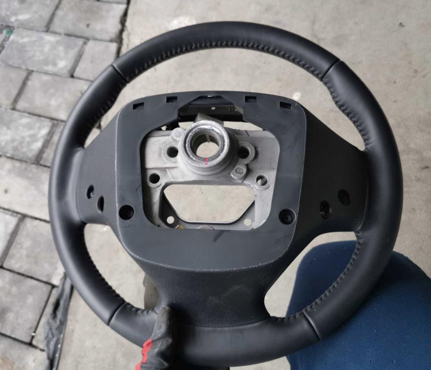 Volant multifunkční: HYUNDAI I20 II koža