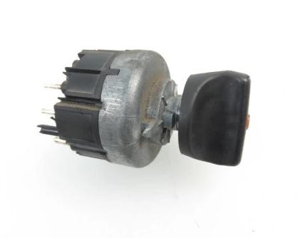 Spínač svetiel MERCEDES C W202 0005456004