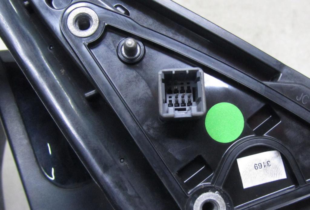HYUNDAI IX20 Spätné zrkadlo ľave 5 pin 9F 09-16 72