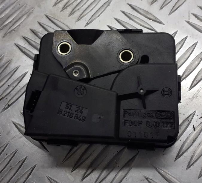 zámok zad okna BMW E46 51248218849