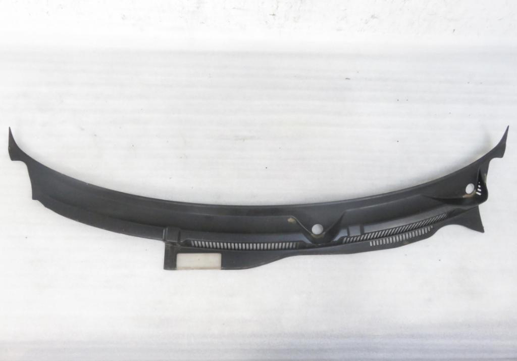 Torpédo, plast pod čelné okno VW GOLF IV (1J1) 1J1819415B
