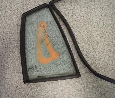 KIA PICANTO 04- Okno zadná ľavá strana tesnenie
