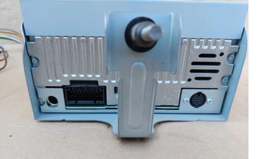 RADIO CD SUZUKI LIANA: CD s kodom