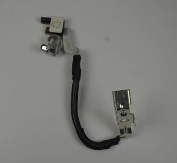 Škoda Seat  VW svorka mínusová 5Q0915181J