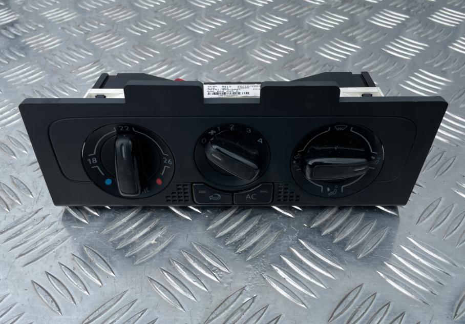 VW POLO 6R Panel klimatizácie