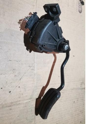 pedal plynového pedálu Potenciometer RENAULT CLIO II 8200089861