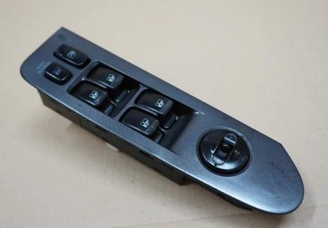TERRACAN Panel Prepínač okien ľavy 93501-H1100