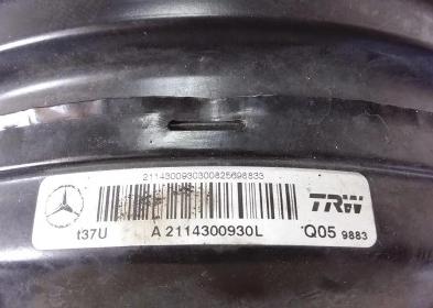 MERCEDES E W211 Posilovač bŕzd A2114300930L