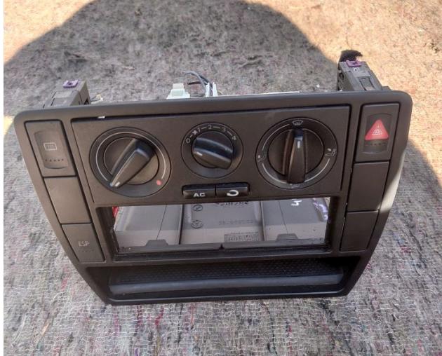 Rámček radia  VW PASSAT B5 - Panel topenia 3B0858069K  , 1J0820045M