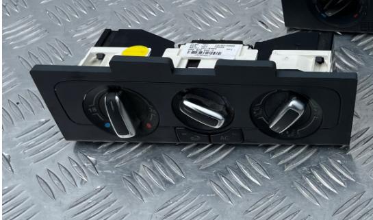 VW POLO 6R Panel klimatizácie 6R0820045A