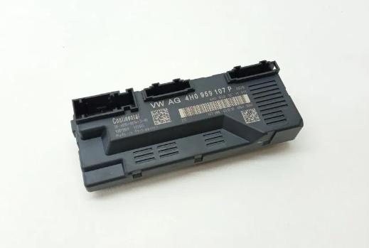 Modul Riadiaca jednotka dverí AUDI A8 D4 
